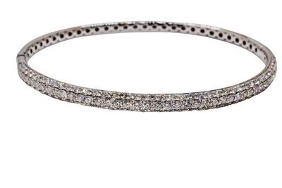 18KWG Diamond Bangle Bracelet