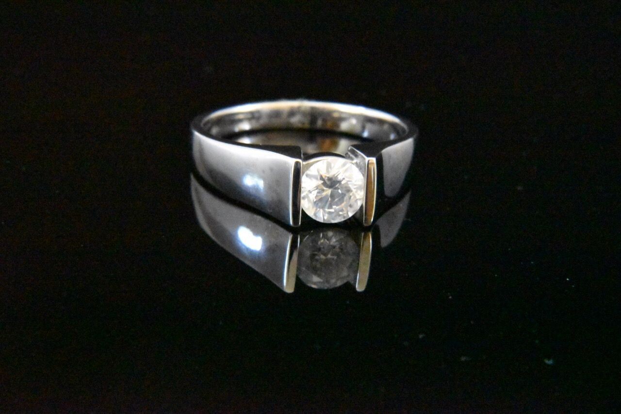 Engagement ring with Diamonds in 14KWG - White Diamonds: 1.09ct