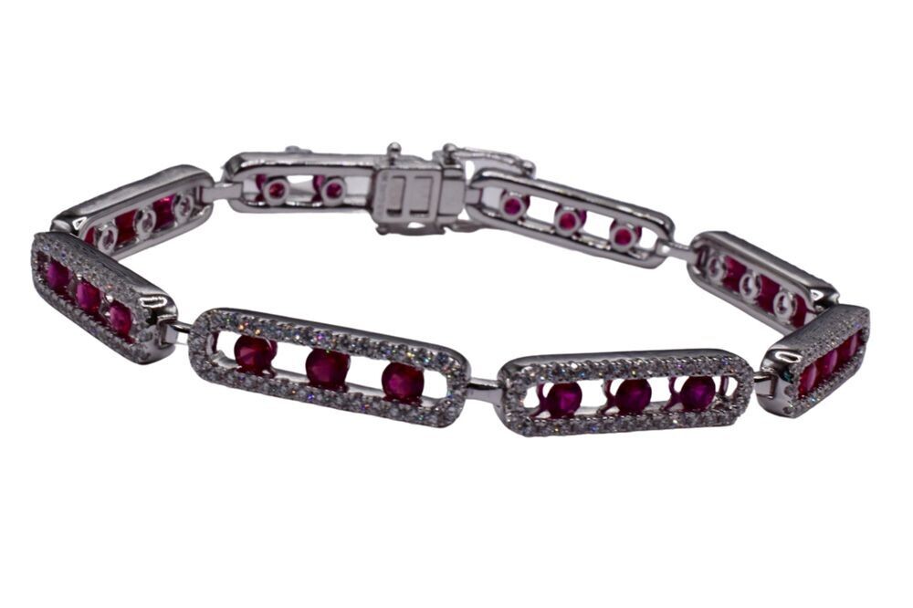 18KWG Diamonds and Ruby Bracelet