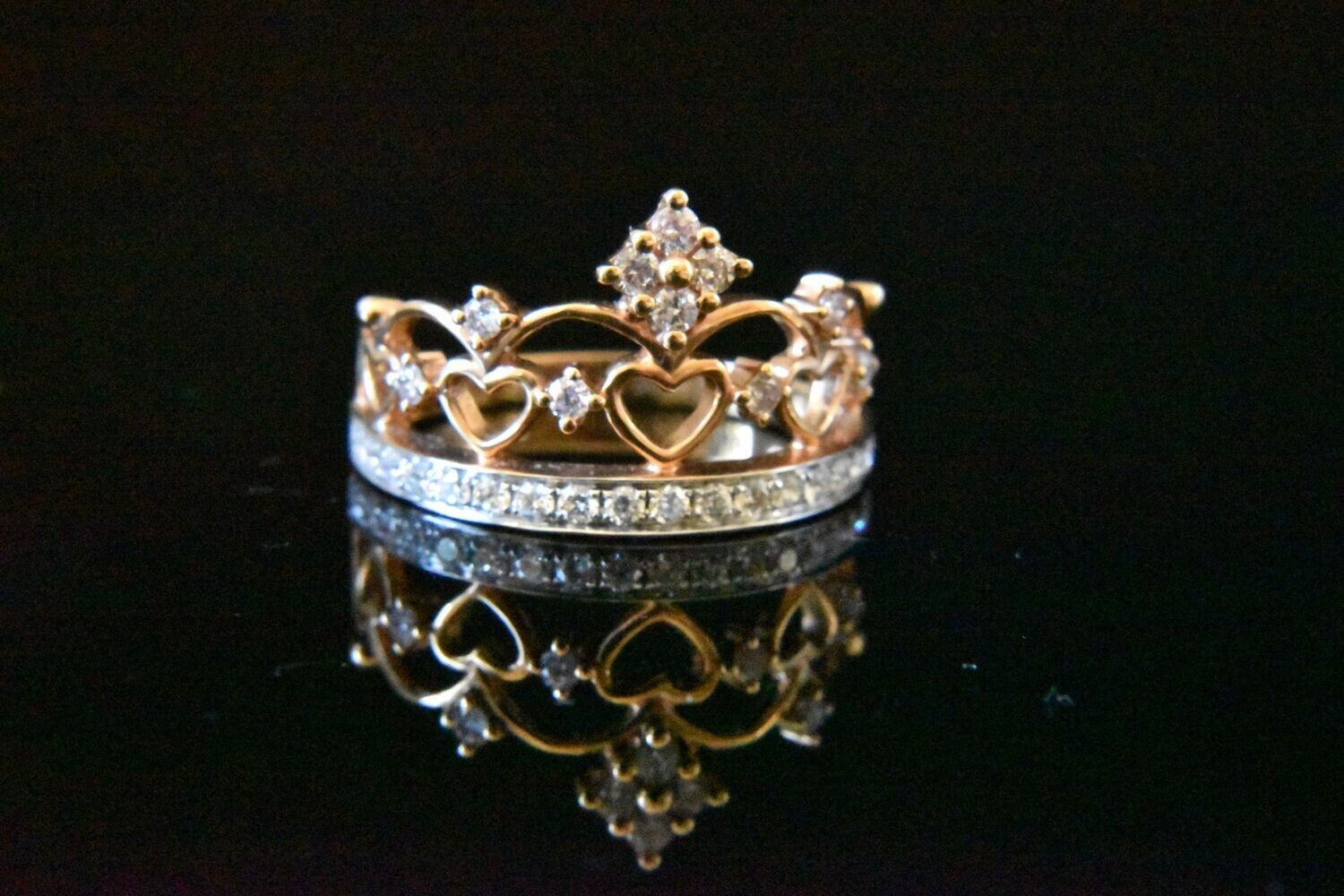 Natural Pink and White Diamonds Crown ring in 18KRG