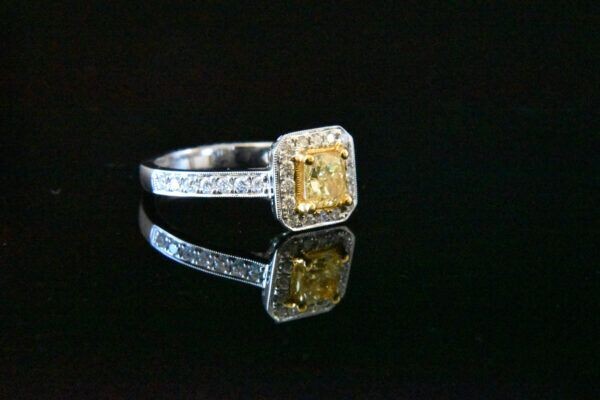 Natural Yellow and White Diamonds Ring in 18KWG