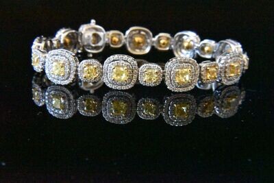 Natural Yellow and White Diamonds Bracelet in 18KWG