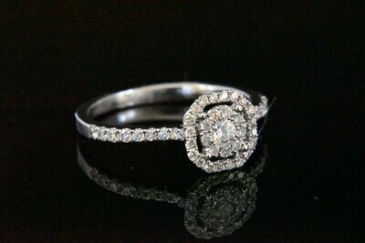 Engagement ring with Diamonds in 18KWG – White Diamonds: 0.41ct