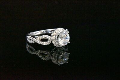 Semi-Mount Engagement ring with Diamonds in 18KWG – White Diamonds: 0.49ct