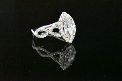 Semi-Mount Engagement ring with Diamonds in 18KWG – White Diamonds: 0.54ct