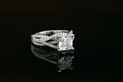 Semi-Mount Engagement ring with Diamonds in 18KWG – White Diamonds: 0.52ct