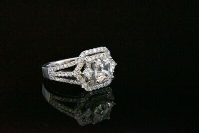Semi-Mount Engagement ring with Diamonds in 18KWG – White Diamonds: 1.28ct