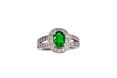 Diamond and Emerald Ring in 14KWG – White Diamonds: 0.60ct