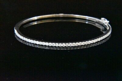 Diamond bangle bracelet in 14KWG – White Diamonds: 1.0ct