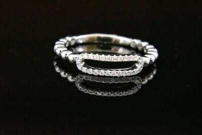 Diamond Ring in 14KWG – Diamonds: 0.12Ct