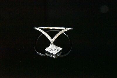 Diamond Ring in 14KWG – Diamonds: 0.31Ct
