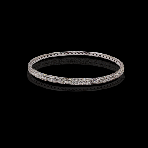 18KWG Diamond Bangle Bracelet