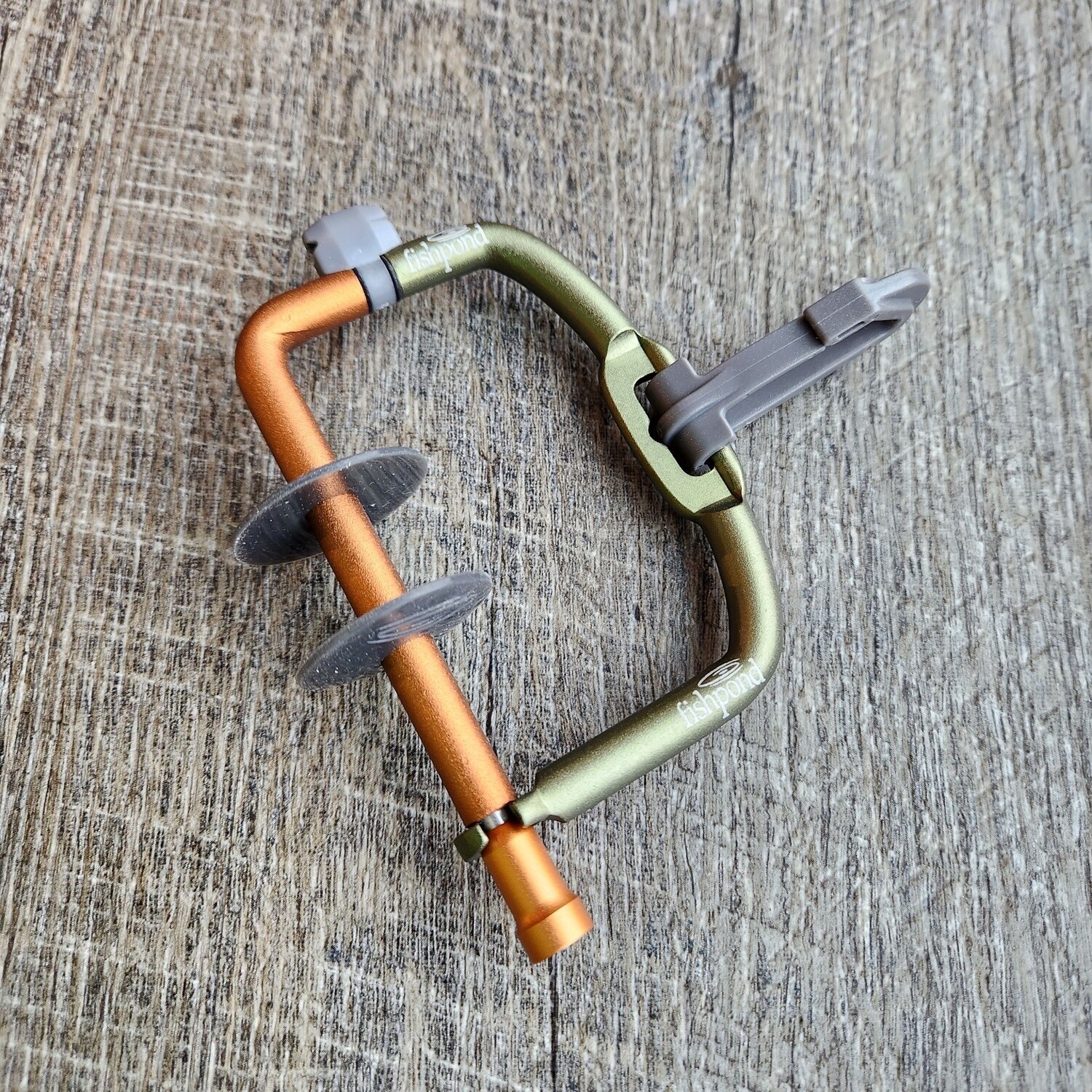 FISHPOND HEADGATE TIPPET HOLDER