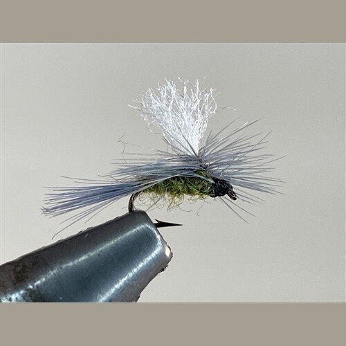 BLUE WINGED OLIVE PARACHUTE