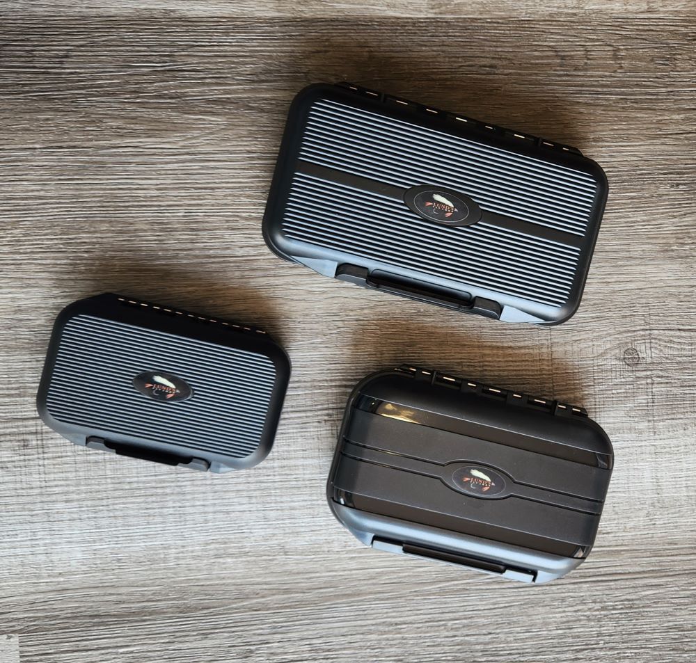 DOUBLE SIDED SLIT FOAM FLY BOX