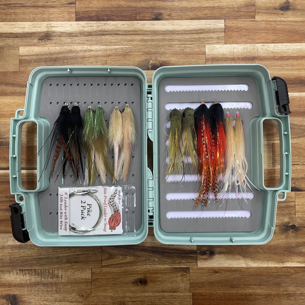PIKE FLY ASSORTMENT w/BOX WEB