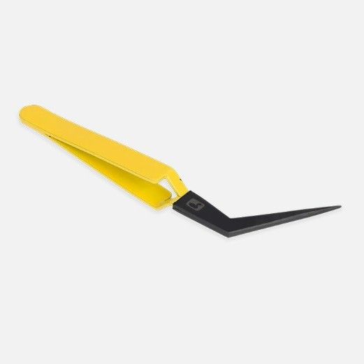 MINI CURVED D LOOP TWEEZER, Color: YELLOW