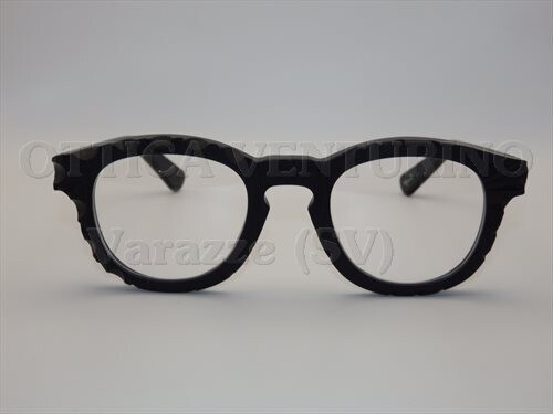 T BLACK 03