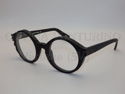 T BLACK 02