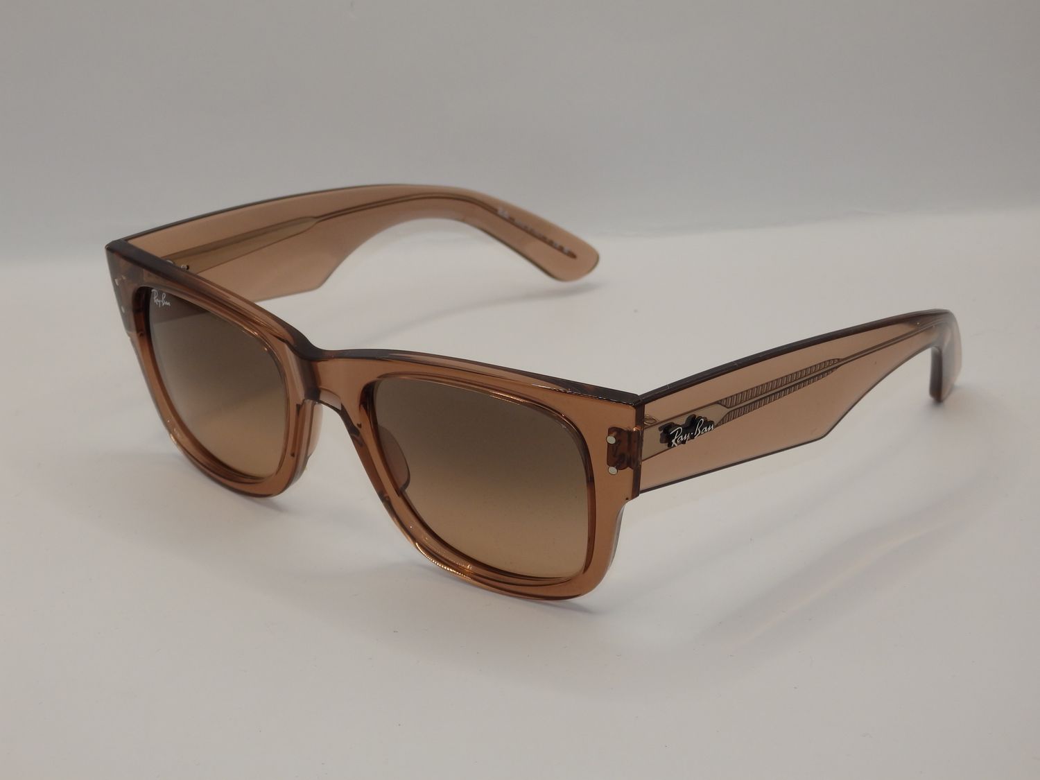 MEGA WAYFARER