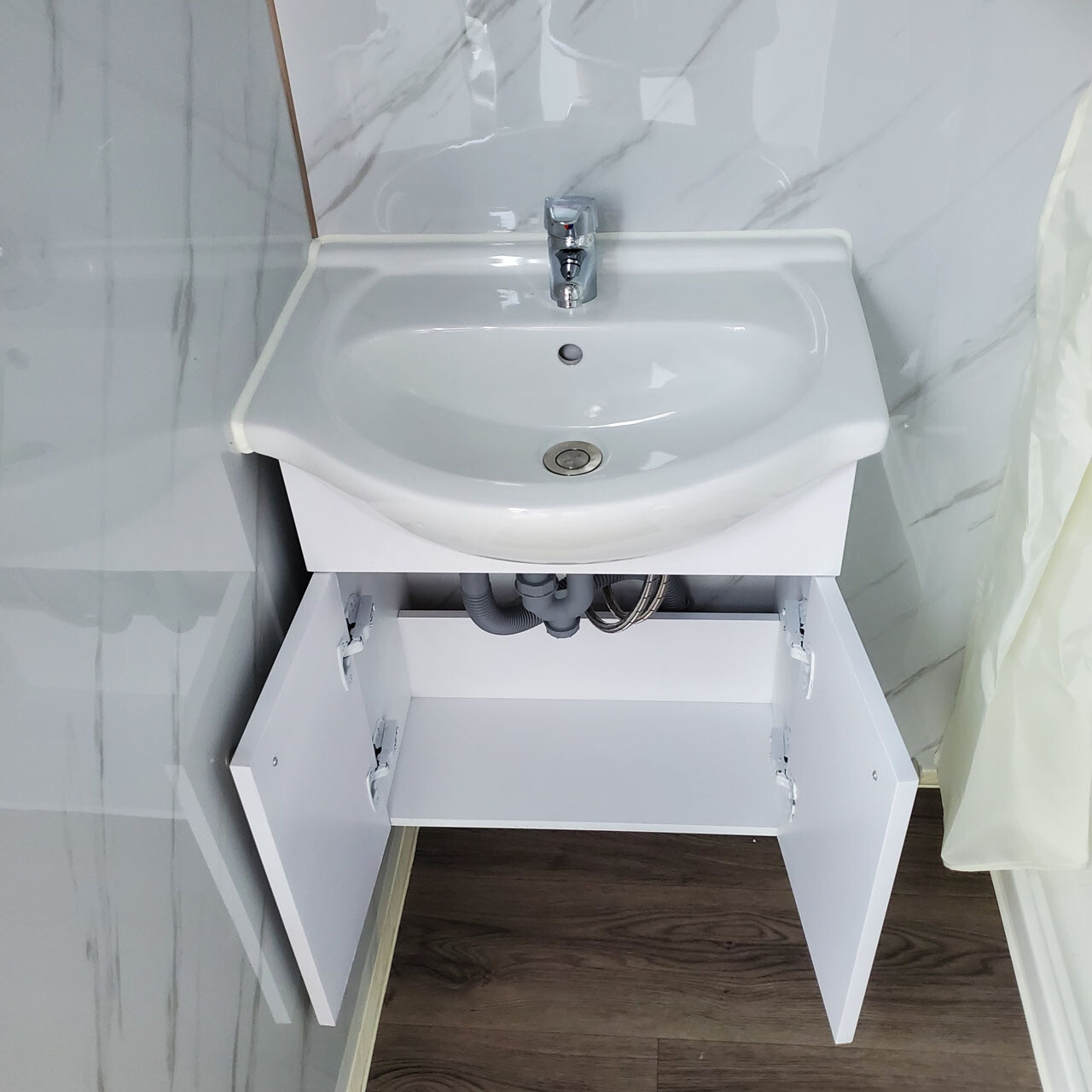 Portable Bathroom Unit - Toilet, Shower &amp; Vanity 01-A