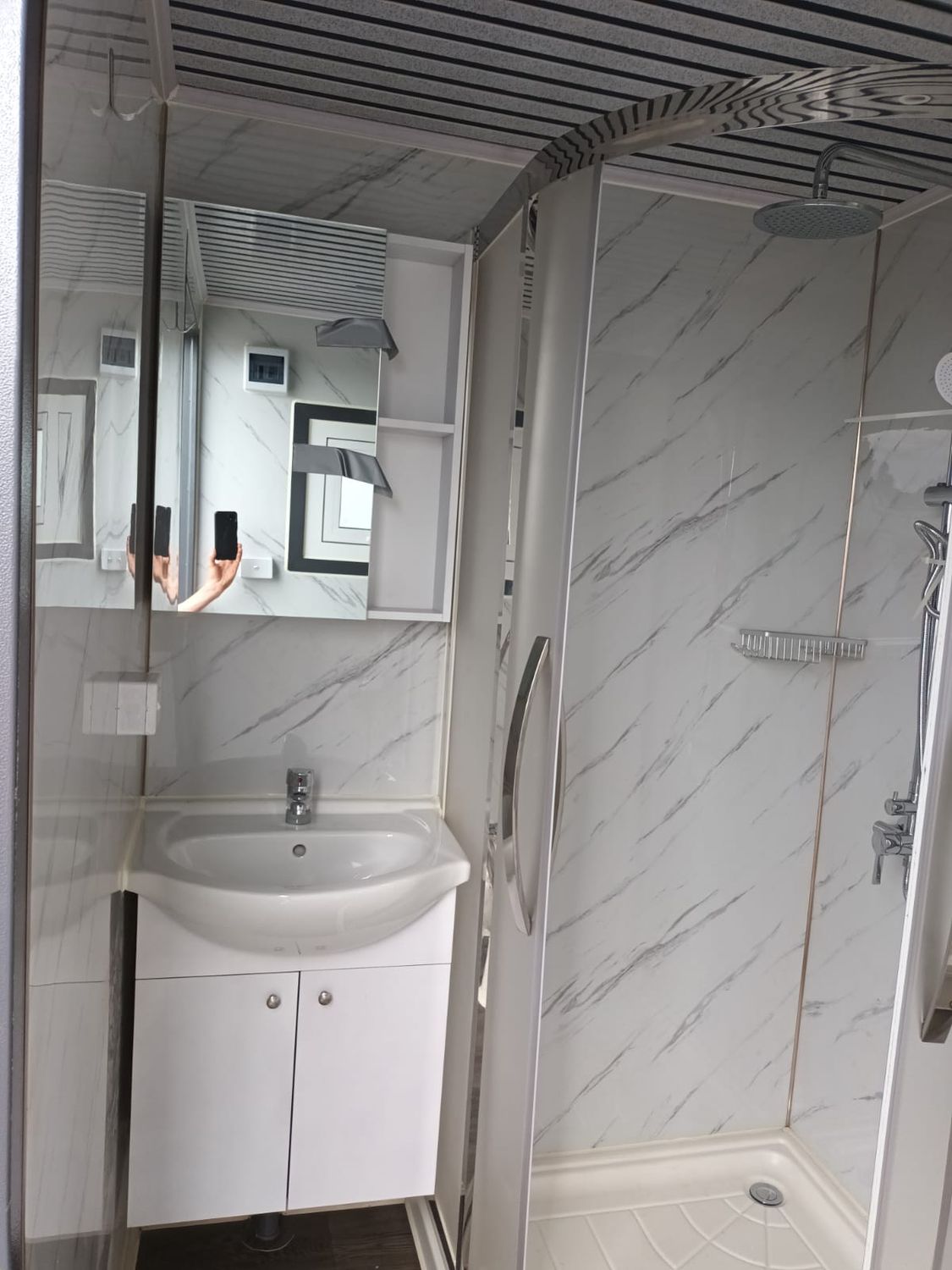 Portable Bathroom Unit - Toilet, Shower &amp; Vanity 02-B