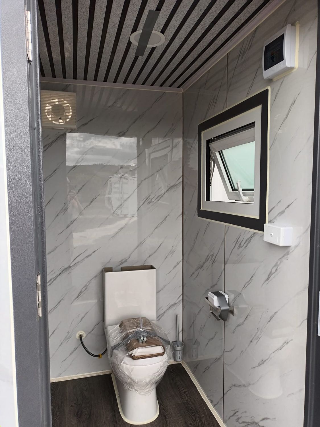 Portable Bathroom Unit - Toilet, Shower &amp; Vanity 02-B