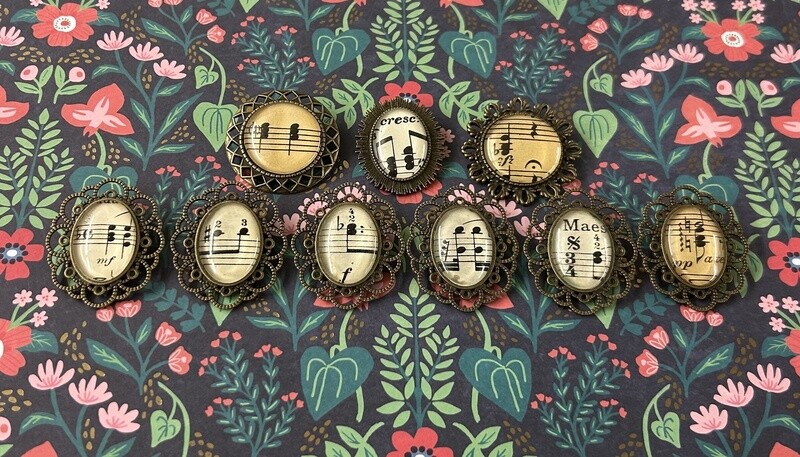 Piano  Brooch