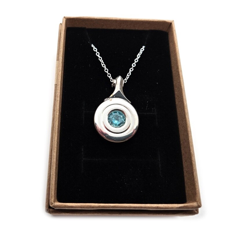Open Hole Flute Key Necklace - Light Blue