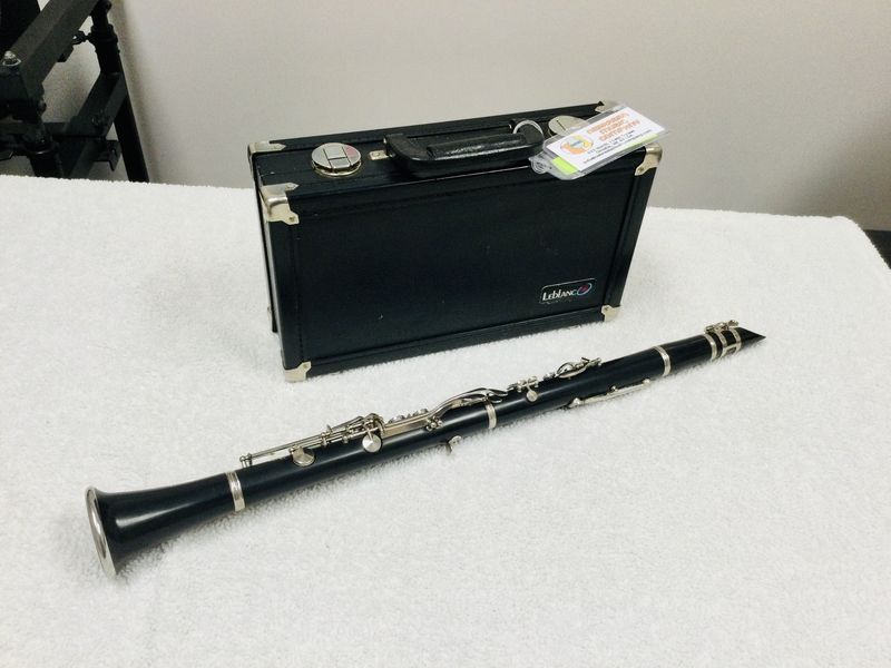 Vito Leblanc Clarinet