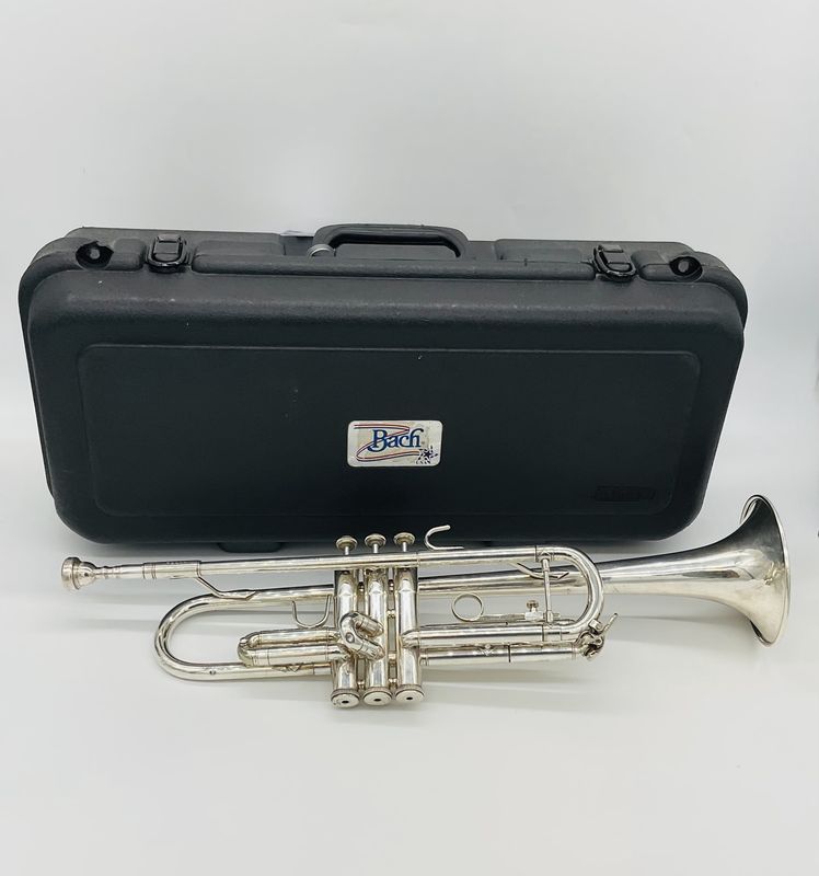 Bach TR300S Silver Trumpet Bach TR300S Silver Trumpet