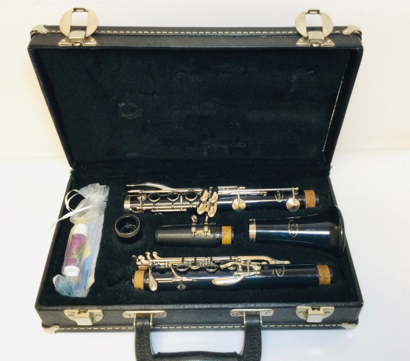 Vito Reso-Tone 3 Clarinet *used* Vito Reso-Tone 3 Clarinet *used*