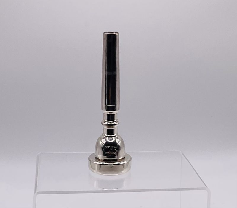 James R. New 56MD Trumpet Mouthpiece *used*