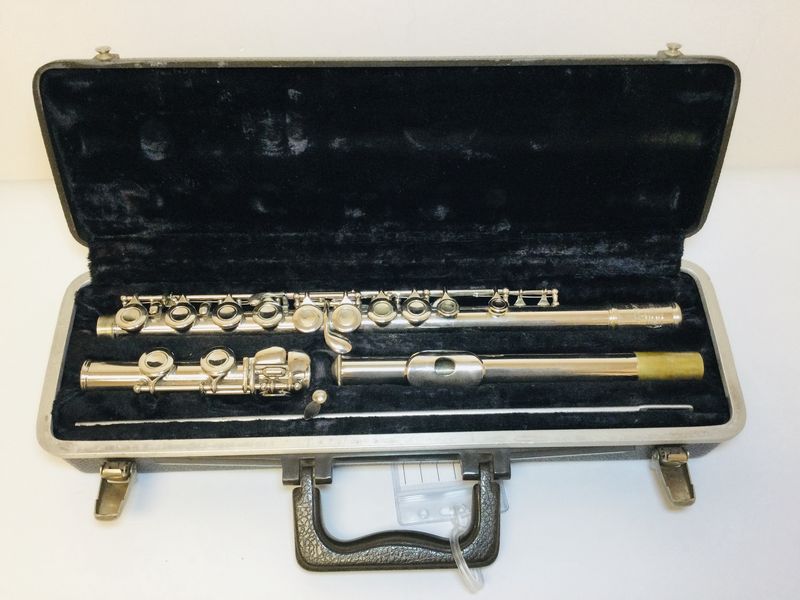 Bundy Student Flute *used*