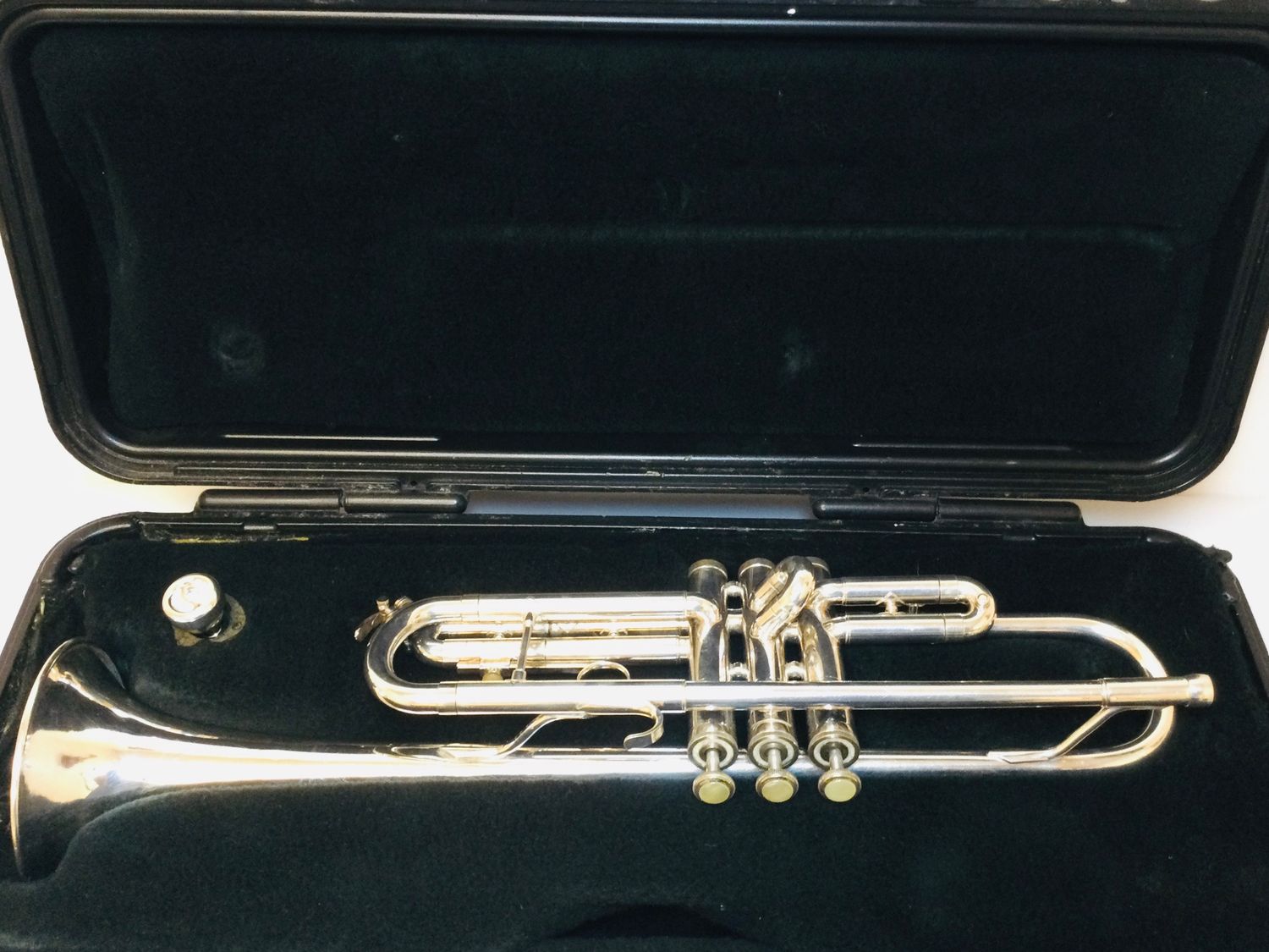 Selmer Signet Silver-Plated Trumpet *used* Selmer Signet Silver-Plated Trumpet *used*