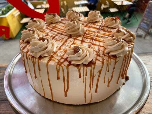 Caramel Apple Cake