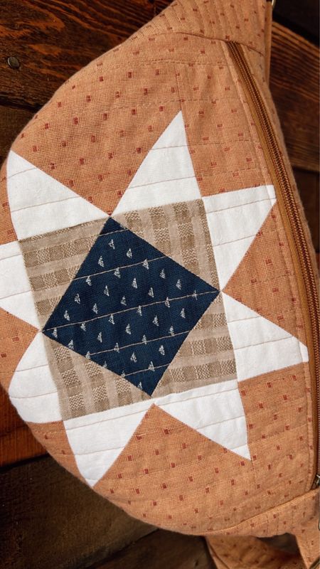 XL Quilted Star Belt Bag