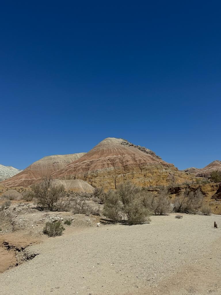 Altyn Emel National park, Aktau, katutau mountians, Singing dune