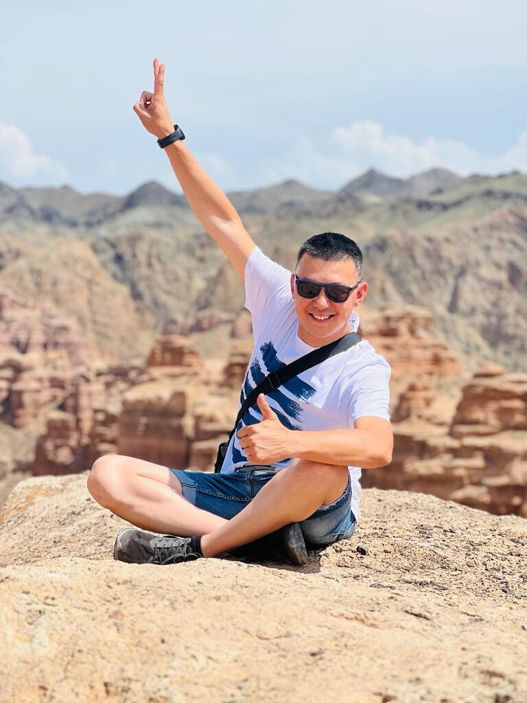 Charyn Canyon Grand Tour