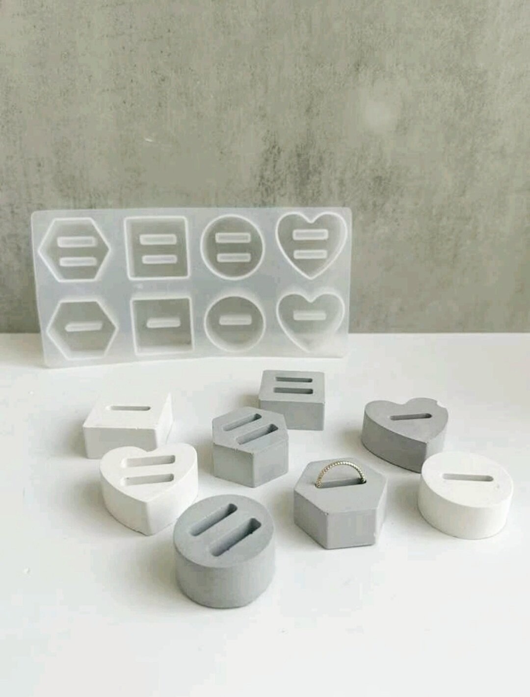 Ring holder on sale silicone mold