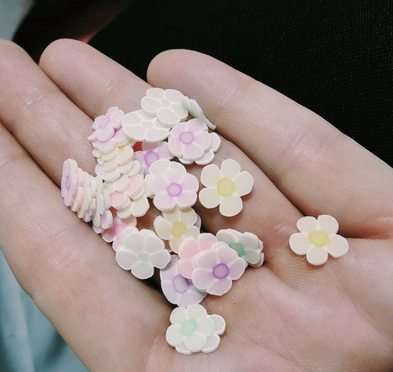 Daisy Polymer Clay Slices (5g)