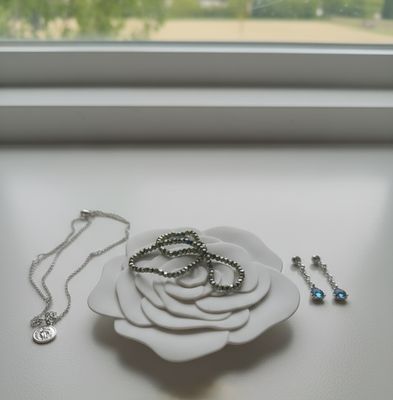 Rose Design Concrete Tray