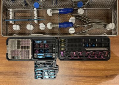 AMAMA SURGICAL KIT ACCESORIES ( BETA SET THIRTEEN )