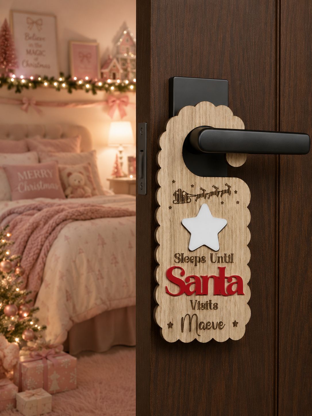 Scalloped Edge Door Hanger Christmas Count Down - 4mm Oak Veneered &amp; White &amp; Red Acrylic 3mm