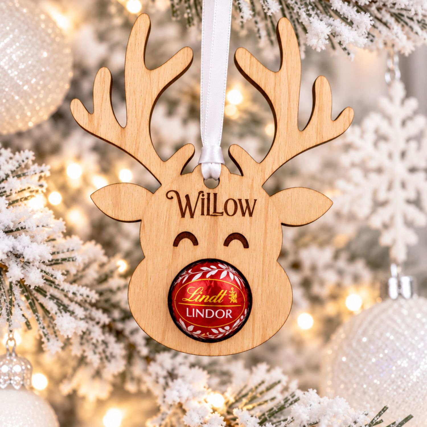 Reindeer Chocolate Holder Ornament 4mm Oak veneered MDF