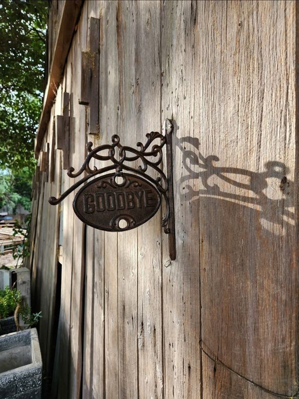 Cast Iron Welcome/Goodbye Double Sided Sign