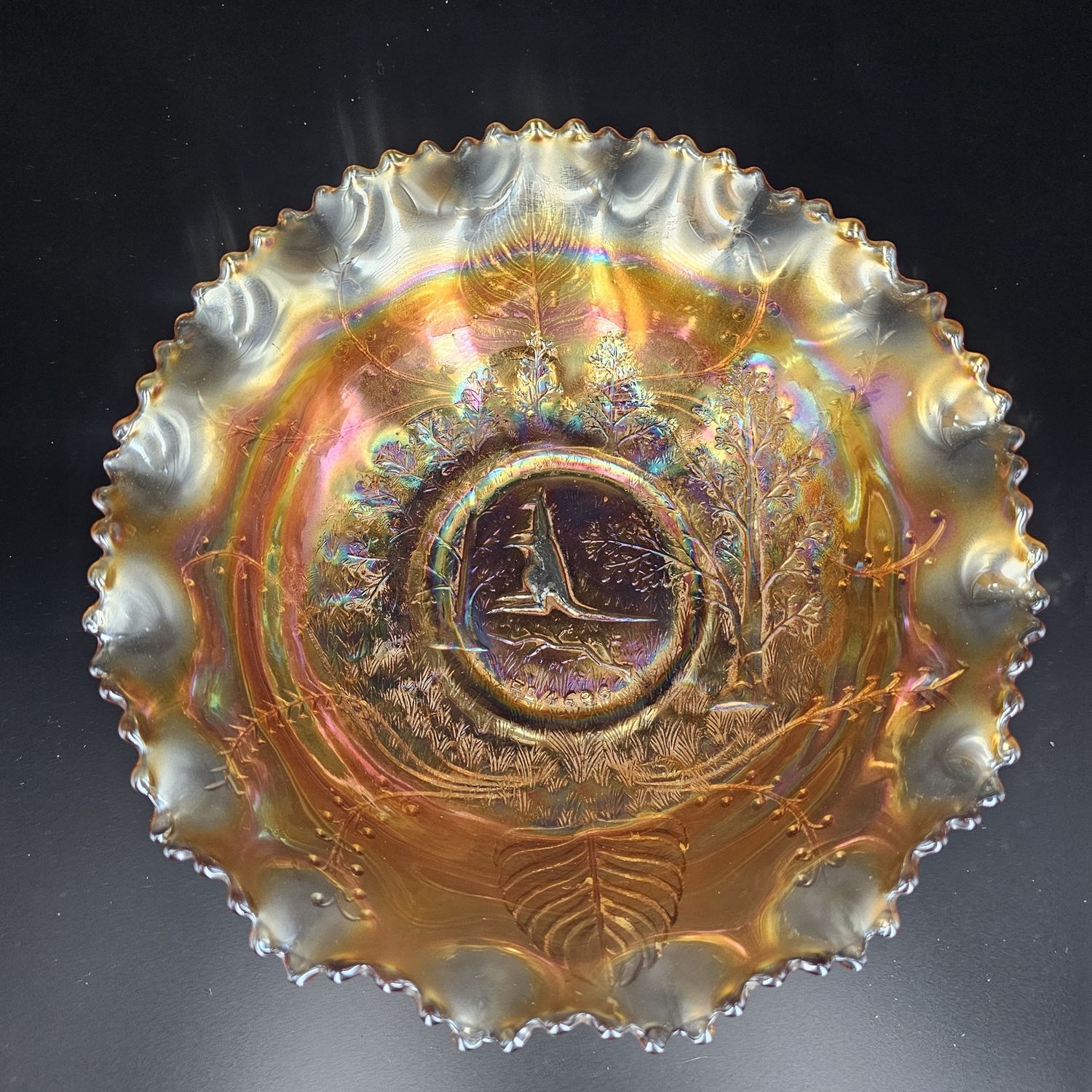 Crown Crystal Australia Carnival Glass Kangaroo Master Bowl