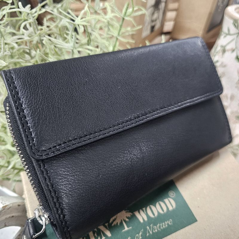 The Alissa Black Leather Wallet