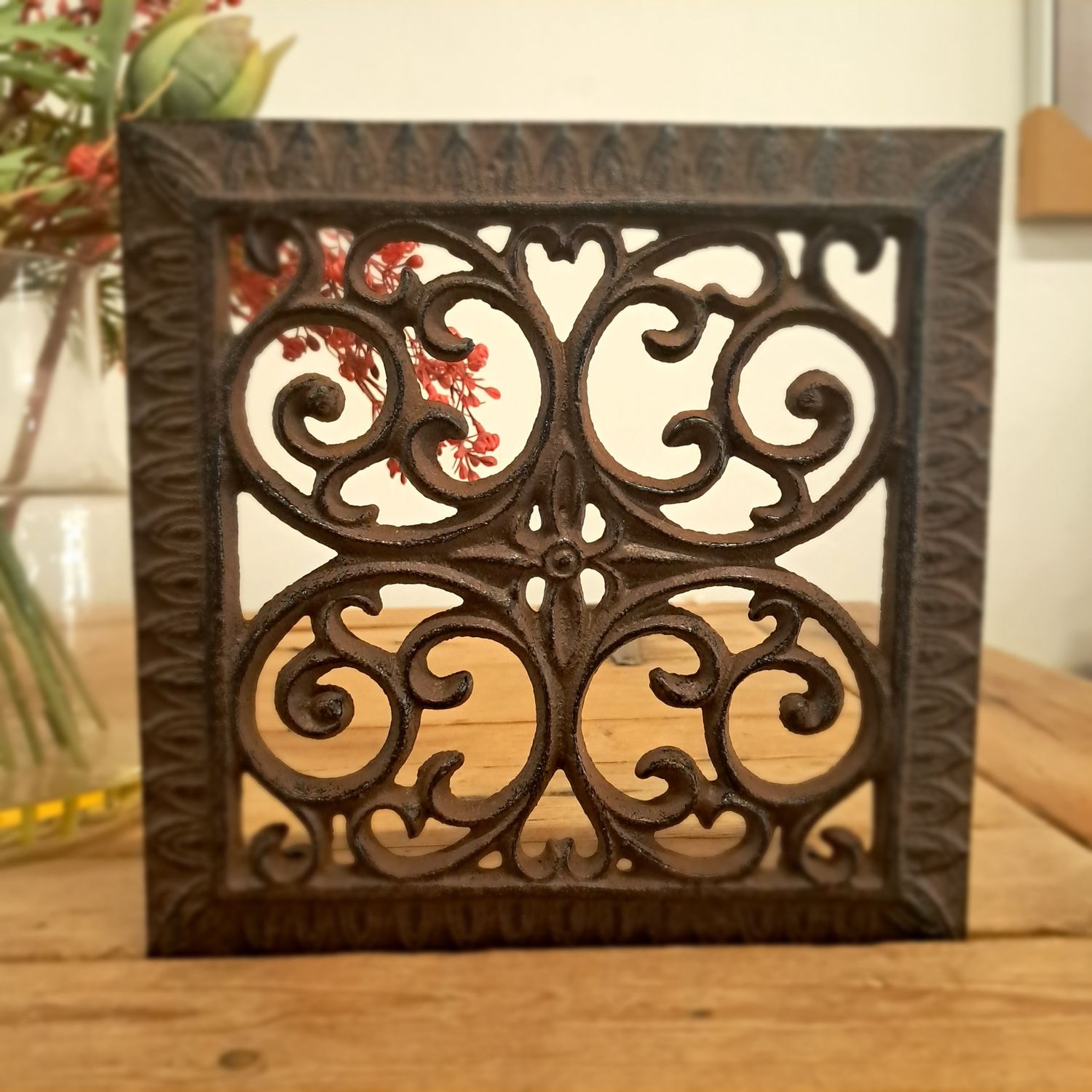 Cast Iron Trivet, Colour: Black, Style: Square lacework