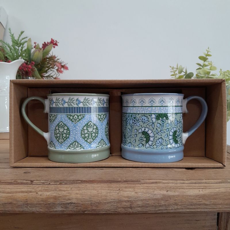 William Morris Style Set of 2 Ceramic Mugs